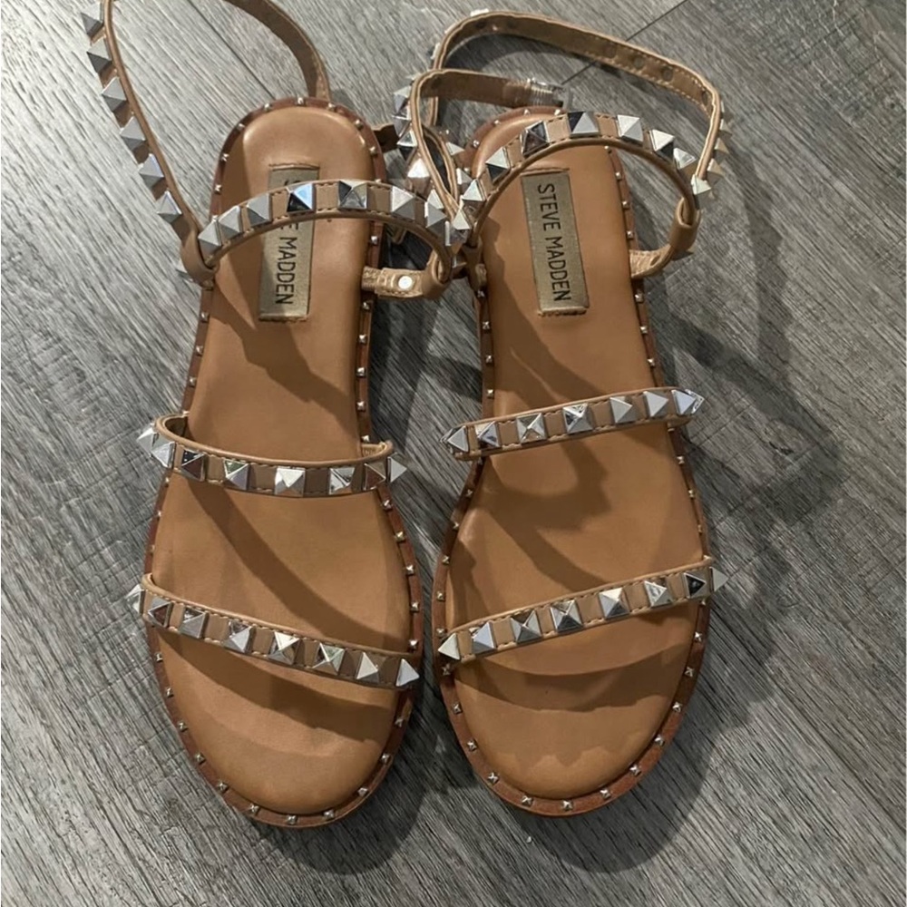 Steve Madden Tan Travel Sandal